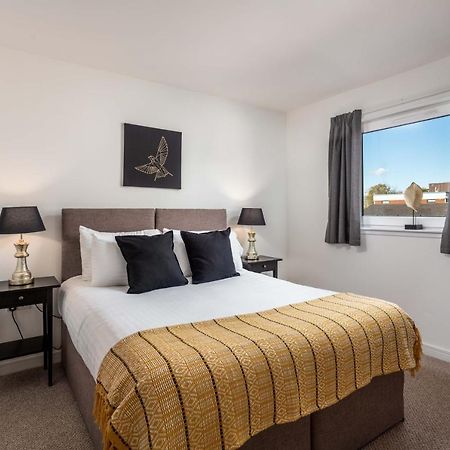 Walker Suite No53 - Donnini Apartments Килмарнок Экстерьер фото